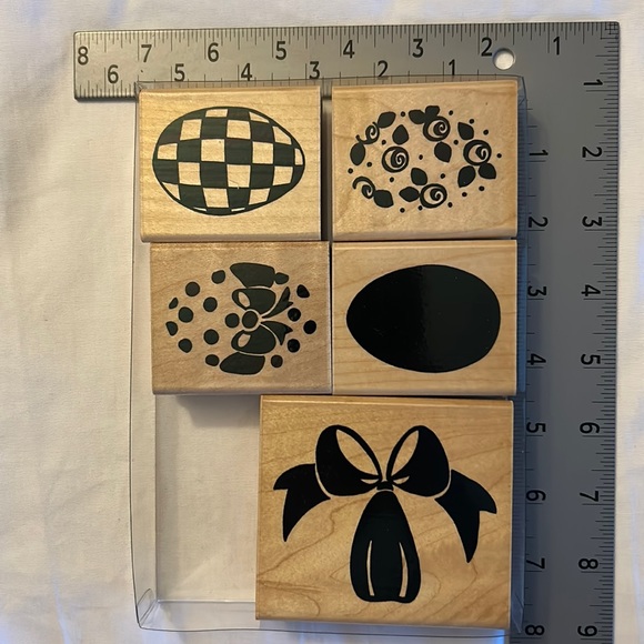 Easter egg surprise S496 stamp set - Picture 1 of 9